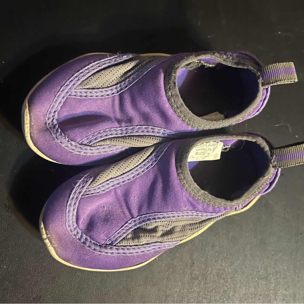 Toddler girl water shoes